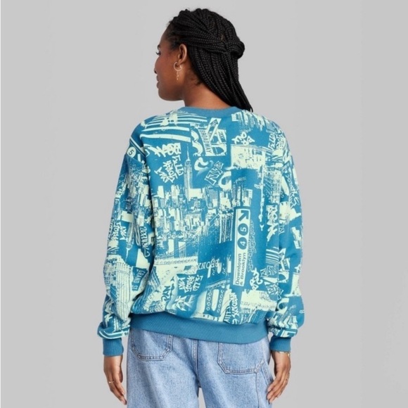 Wild fable nyc oversized sweatshirt nwt - Picture 3 of 4